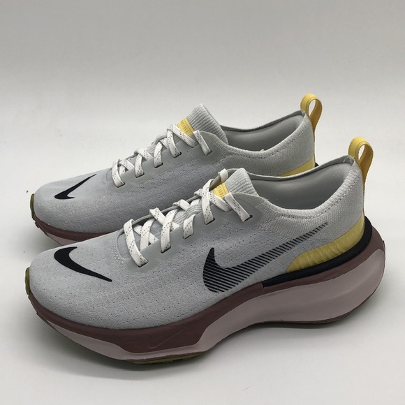 Womens Nike ZoomXInvincible Run FK 3 FN7997-005 Wide Tried on Without Box sz 6.5 - Picture 4 of 10